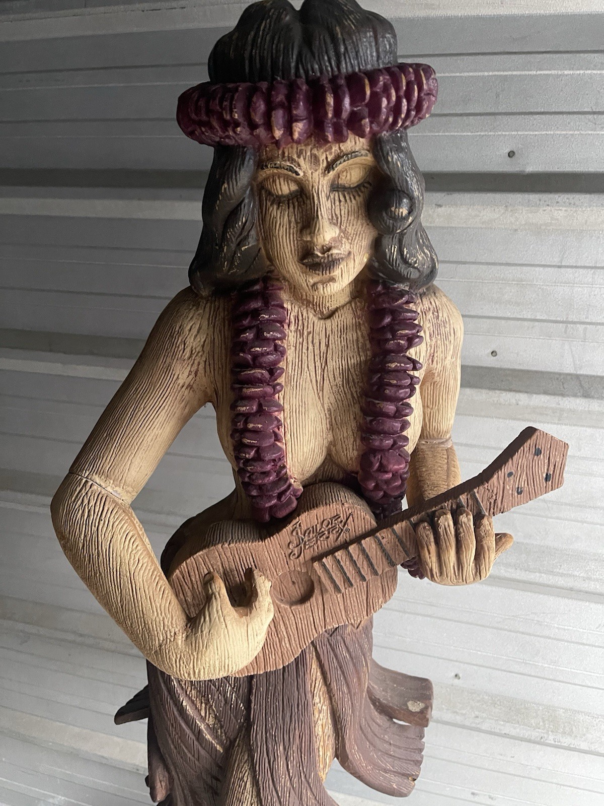 VINTAGE SAILOR JERRY RUM WAHINE HULA GIRL DISPLAY STATUE (PRE-0WNED)