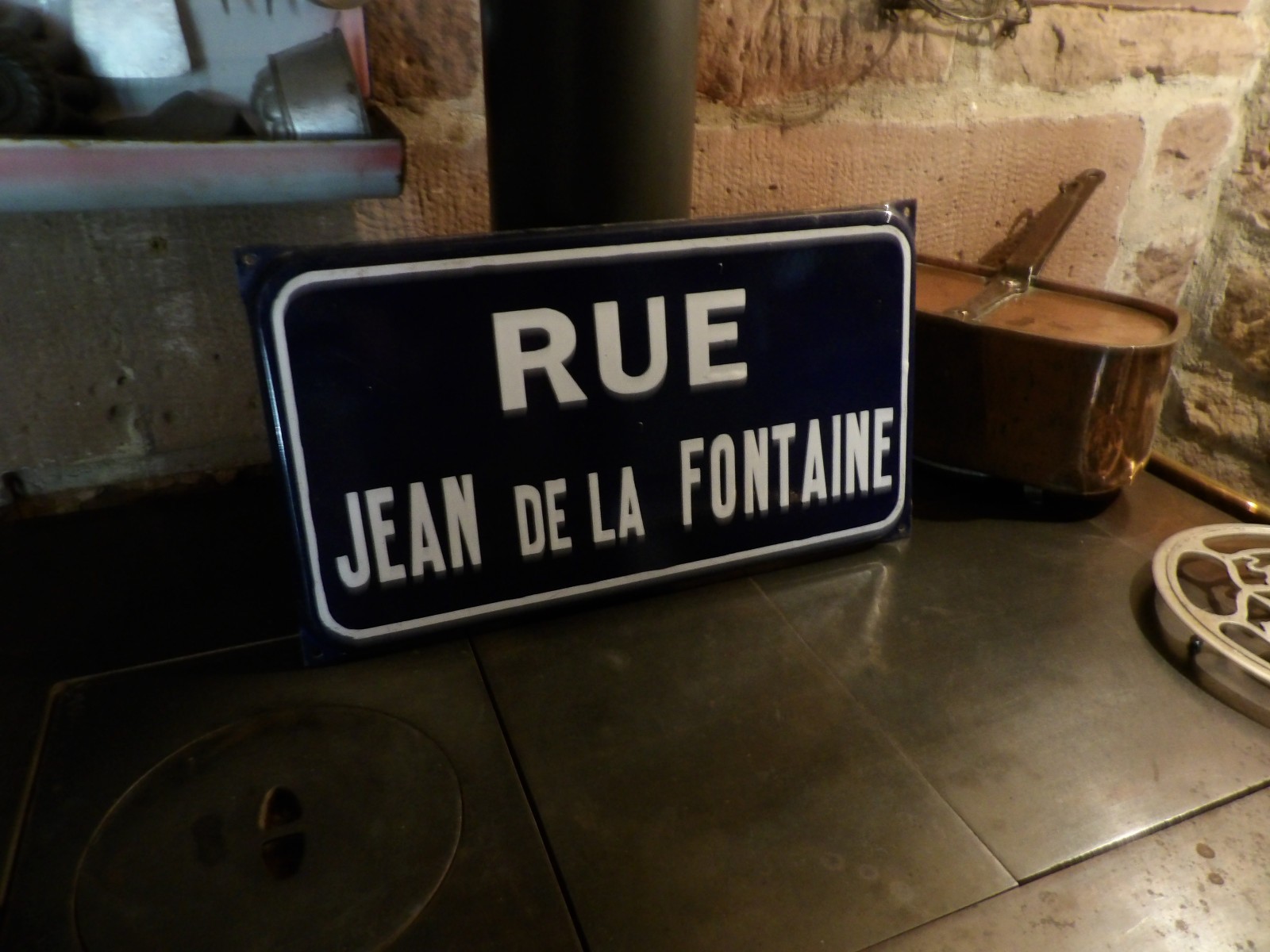Old enamelled street plaque, Jean de la Fontaine, urban furniture, 1940
