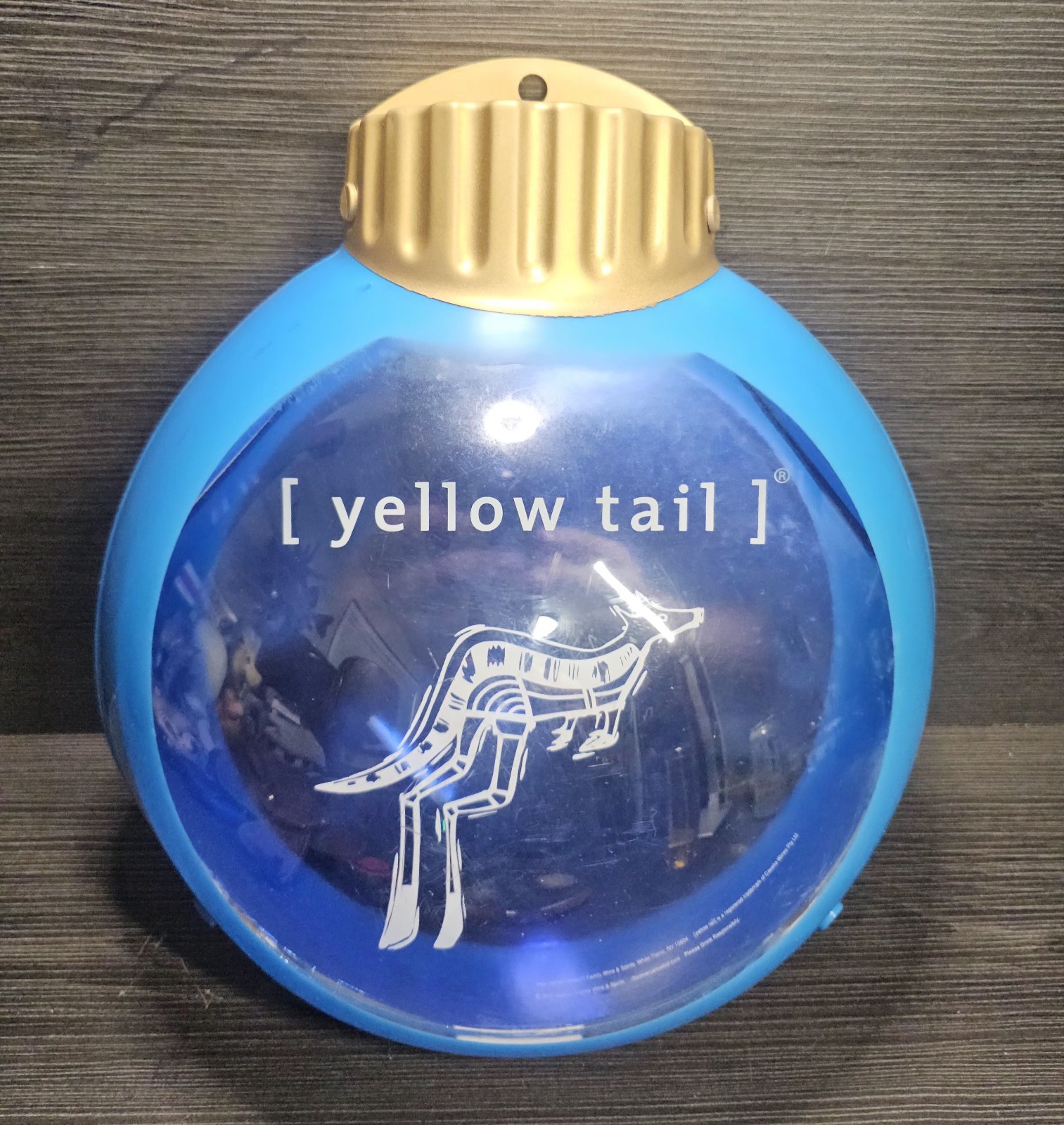 Yellow Tail Wine Advertising Display Sign Blue Gold White Battery Operated 2014
