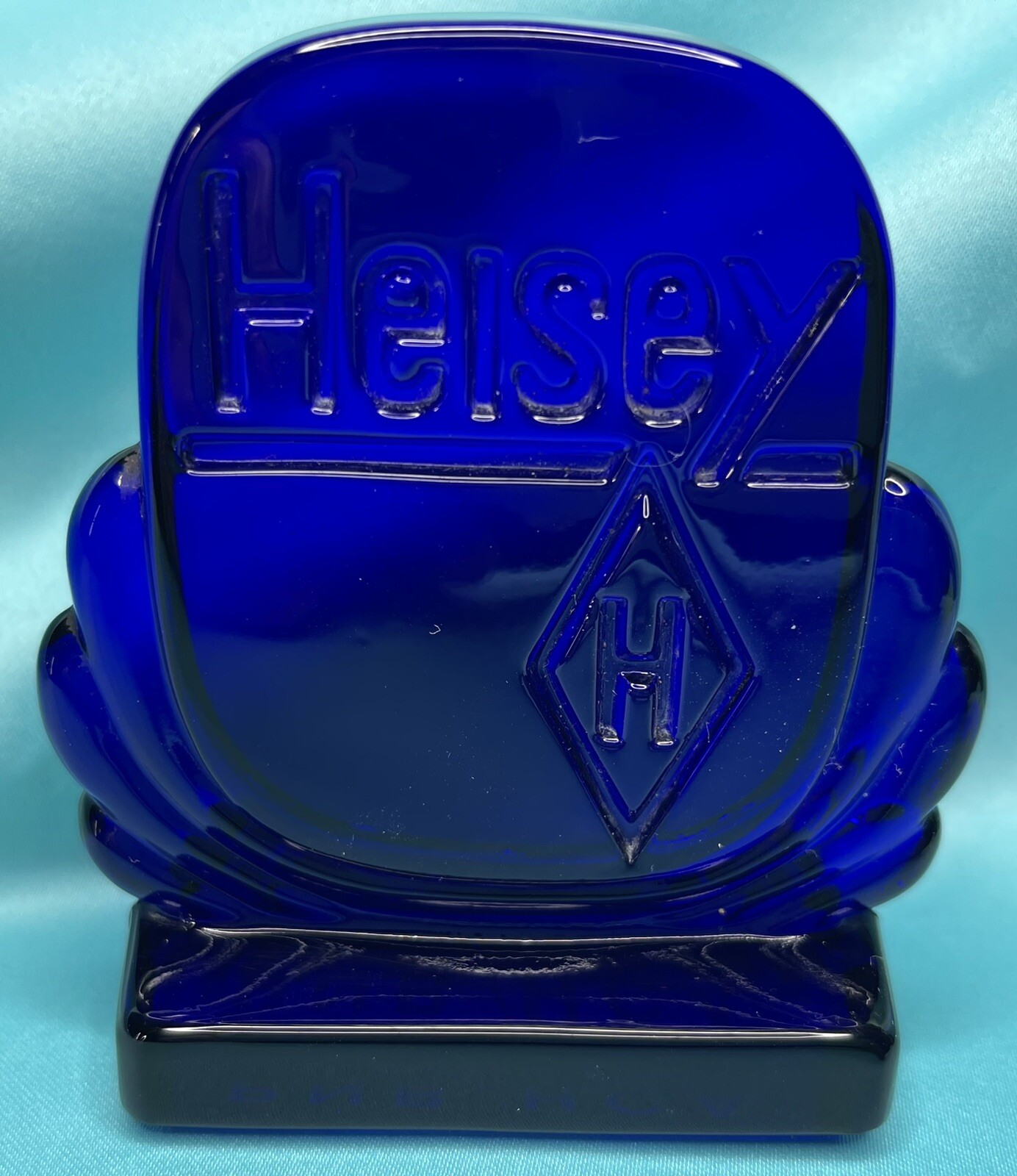 Heisey Cobalt Blue 1995 Dealer Display Logo Paperweight, Excellent Condition