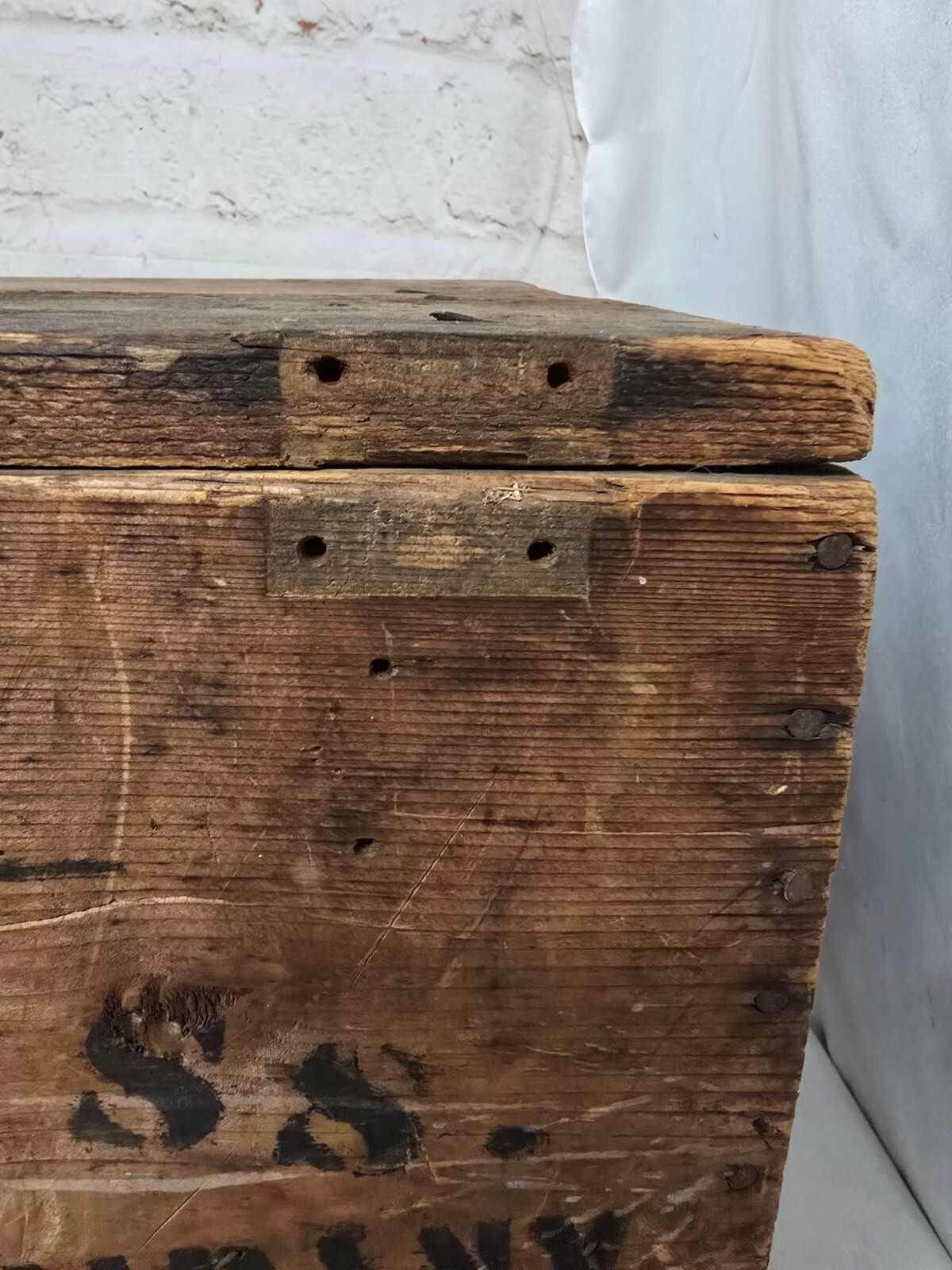 Antique Burgess Battery Co Advertising Shipping Wood Crate Box Handles & Lid