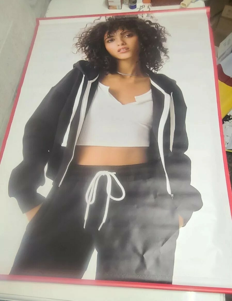 FOREVER 21 Model VYNL Banner Limited Edition Huge Banner 71X46