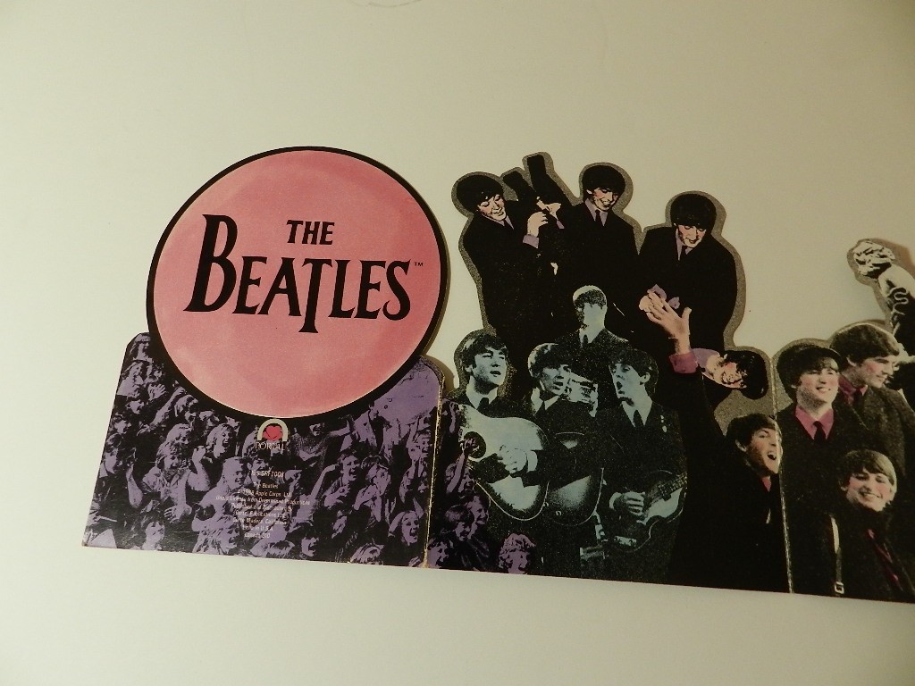 VINTAGE 1988 THE BEATLES- RECORD STORE COUNTER DISPLAY-MUSIC STORE DISPLAY