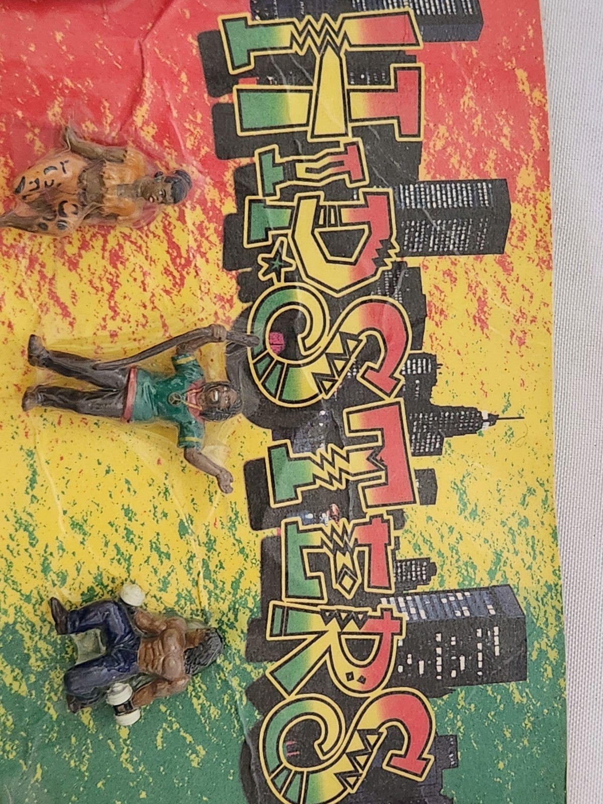 RARE 2001 HIPSTERS Vending Machine Display w/ 12 Figures Gumball Toy Set A&A