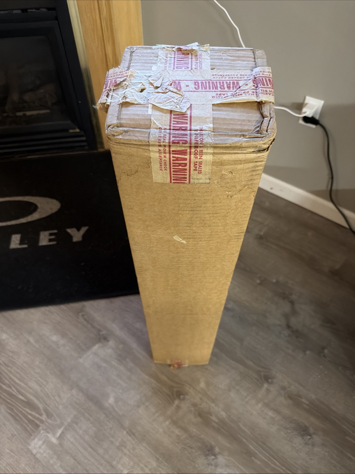 Oakley Display Retailer Carpet Floor mat NEW IN BOX SUPER RARE Serious Collector