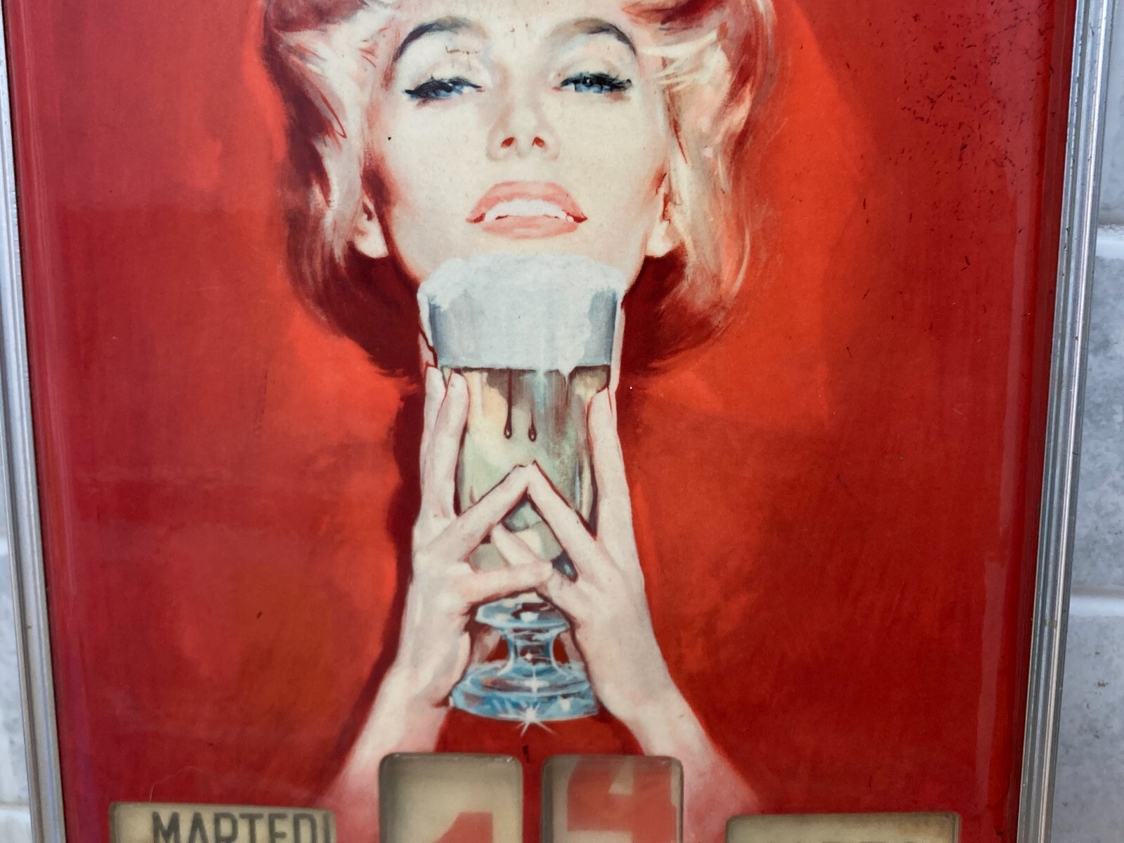 WUHRER MARILYN MONROE BEER ADVERTISING MECHANICAL PERPETUAL CALENDAR.???