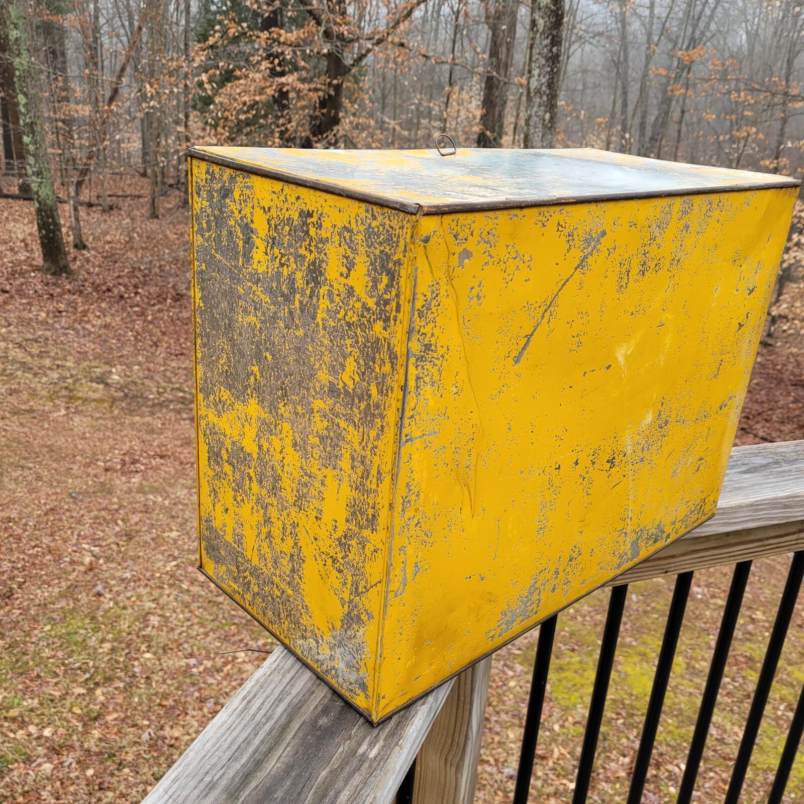 Lg Antique VICTOR SAFETY MATCHES Tin Shipping Country Store Advertising Sign Box