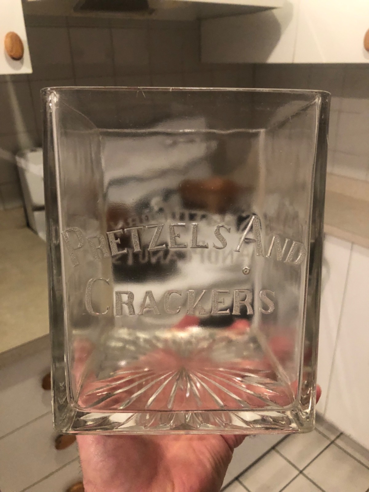 VINTAGE c.1920 RARE HEAVILY EMBOSSED BAYLE “SARATOGA CHIP POTATOES/PRETZELS JAR