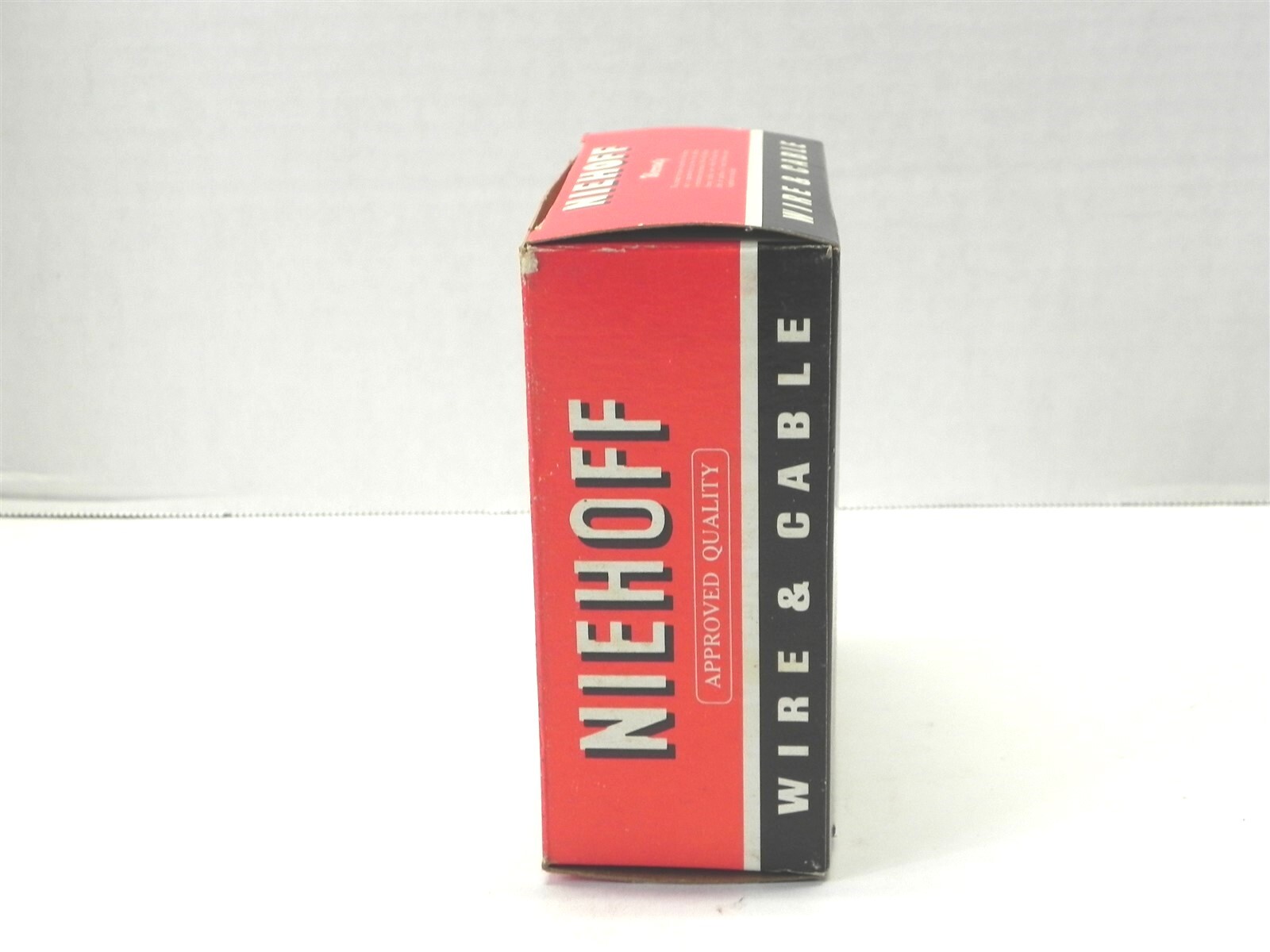 VINTAGE NIEHOFF WIRE & CABLE DISPLAY BOX *BOX ONLY* #N-11 5.25″x2.25″x5″ NEW