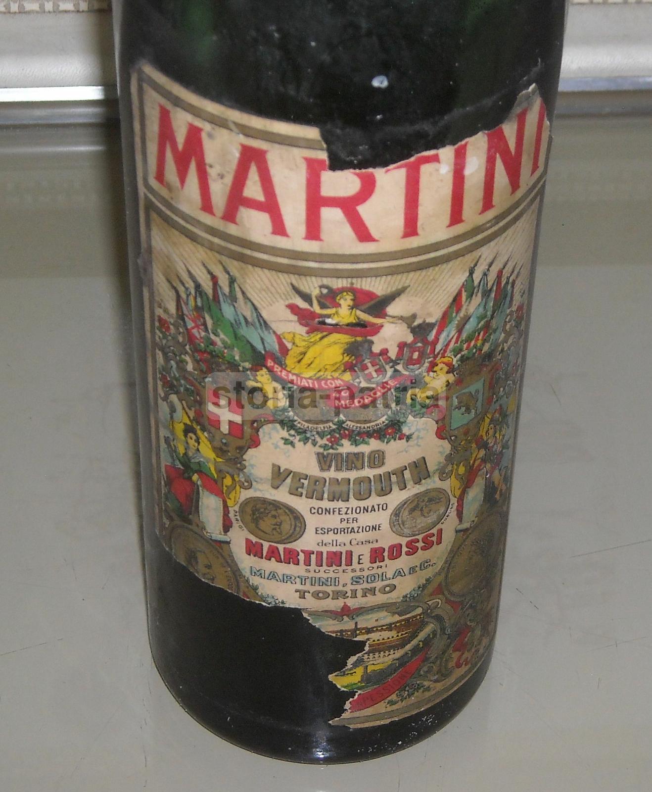 ENOLOGY_LIQUORS_WINE_VERMOUTH_MARTINI_ROSSI_TORIN_HERALDRY_SAVOY_ADVERTISING