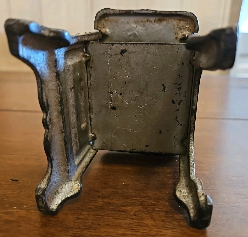 Antique VTG Royal Cast Iron Miniature Cook Stove Oven Salesman Sample