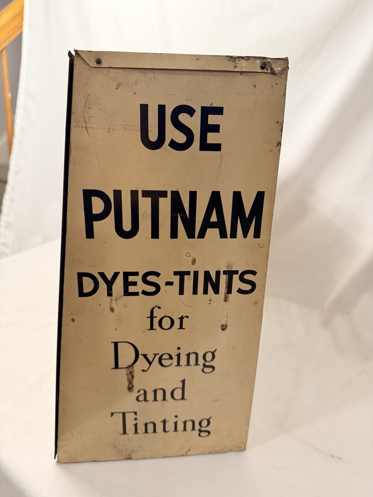 1920’s Antique Putnam Fadeless Dyes Wood Cabinet Monroe Drug Company Cabinet
