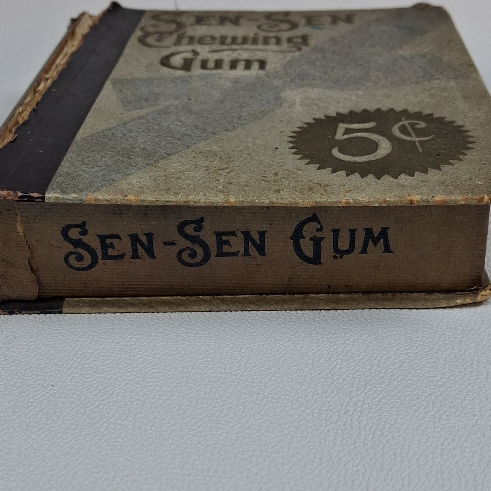 Sen-Sen Chewing Gum Library Edition Vintage Store Display Box Cardboard
