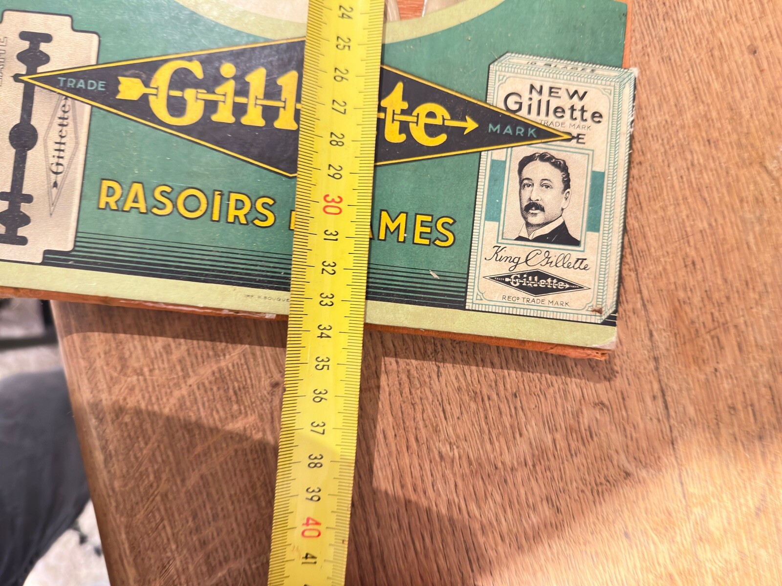 Advertising Cardboard & Gillette & H Bouquet Paris & Enamel Plaque