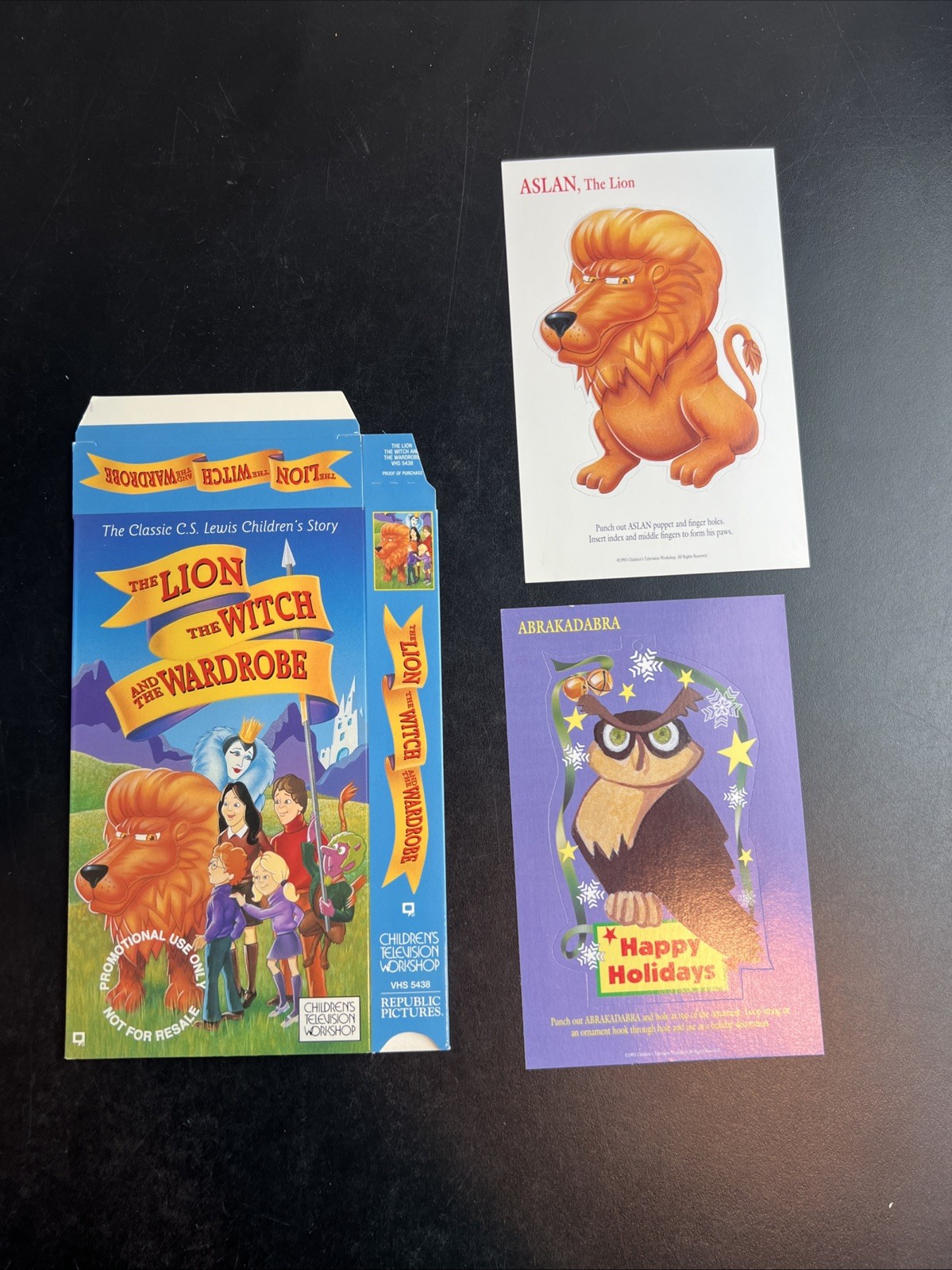 VTG Cardboard Advertisement Sleeve Rent Video Store 1993 Lion Witch Wardrobe