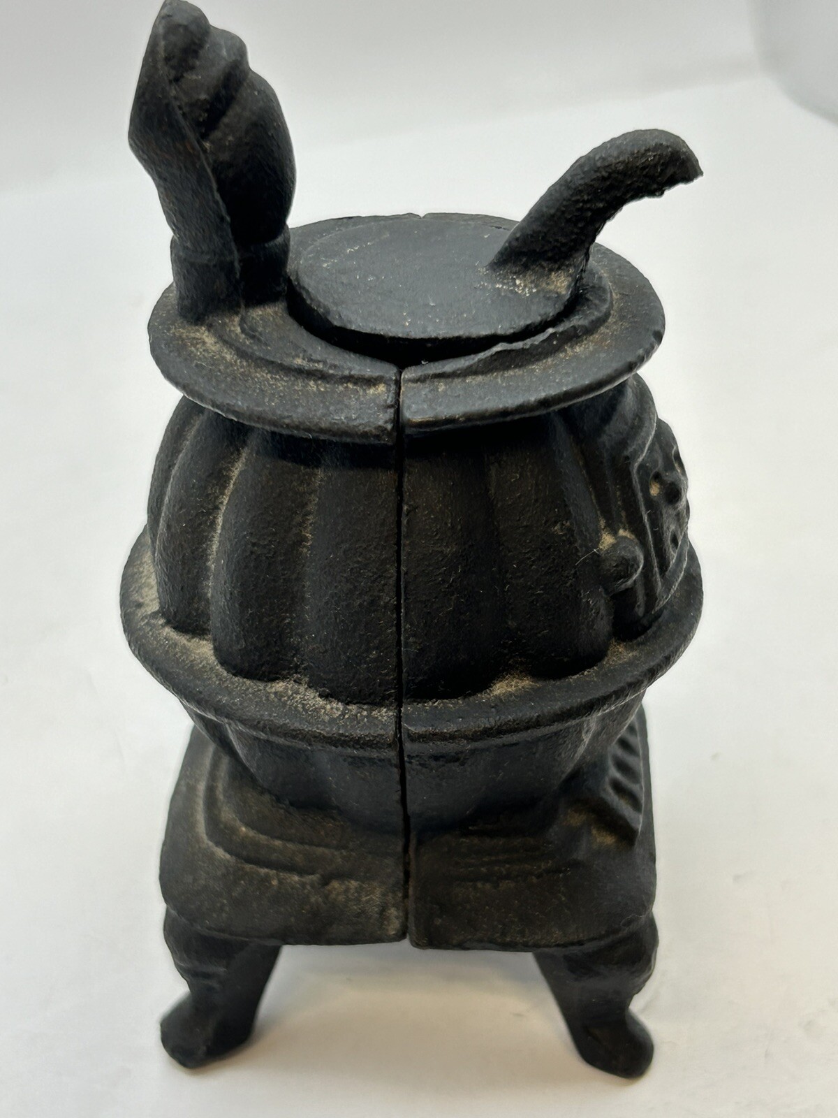 Vintage Pot Belly Stove W/ Lid Miniature Cast Iron Salesman Sample So Cute!