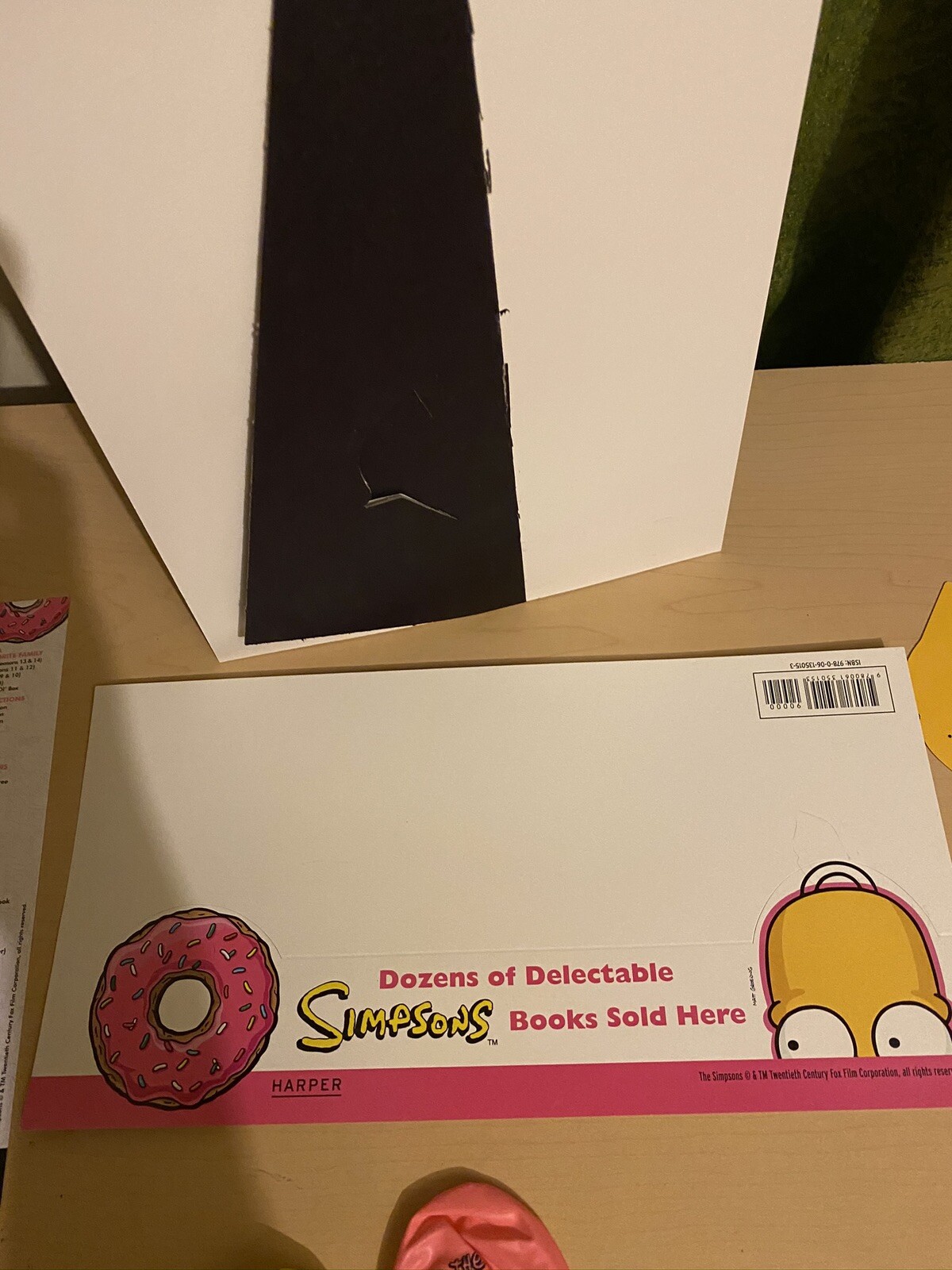 Unused Harper Bookstore Simpsons Promotional Display PINS Balloons Fans Bookmark
