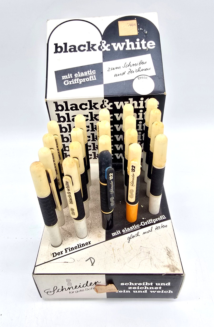 Vintage SCHNEIDER Black & White Fineliner Pens Retail Store Display w/Pens RARE
