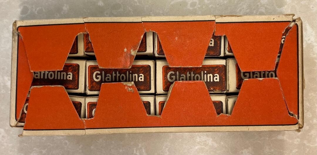 VINTAGE GLATTOLIN COLLAR WAX COUNTERTOP DISPLAY/SALES BOX GERMANY CA. 1910’S
