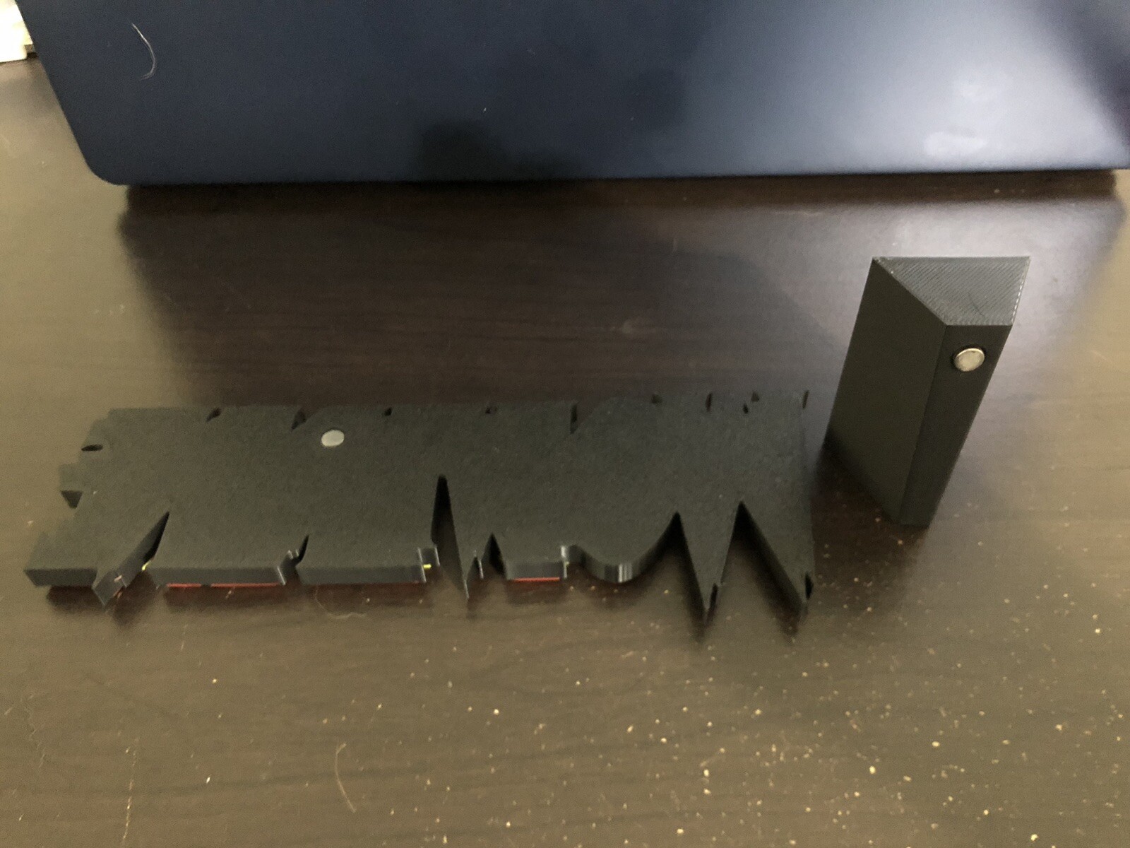Wolverine Logo/Shelf Display With Magnetic Stand