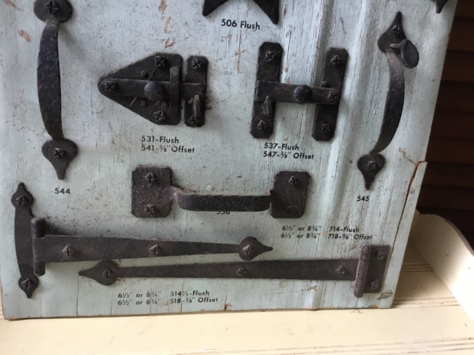 ANTIQUE McKINNEY ADVERTISING STORE DISPLAY 14 BLACK WROUGHT IRON HINGES HANDLES+