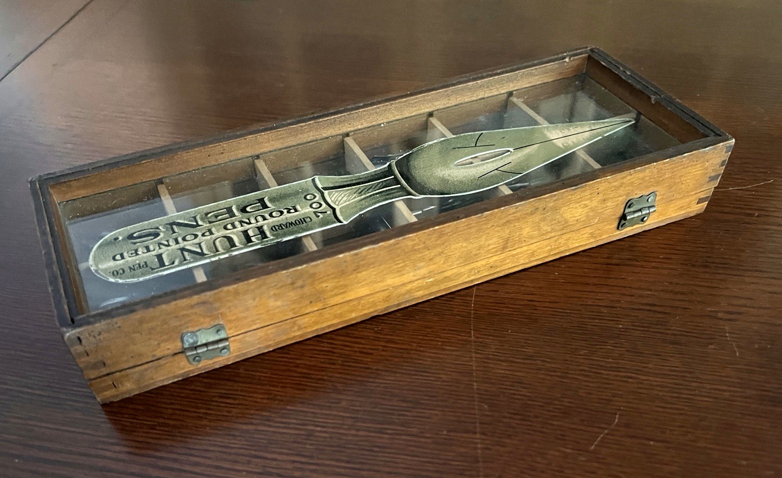 Rare Antique General Store Countertop Display Case HOWARD HUNT PEN CO. Camden NJ