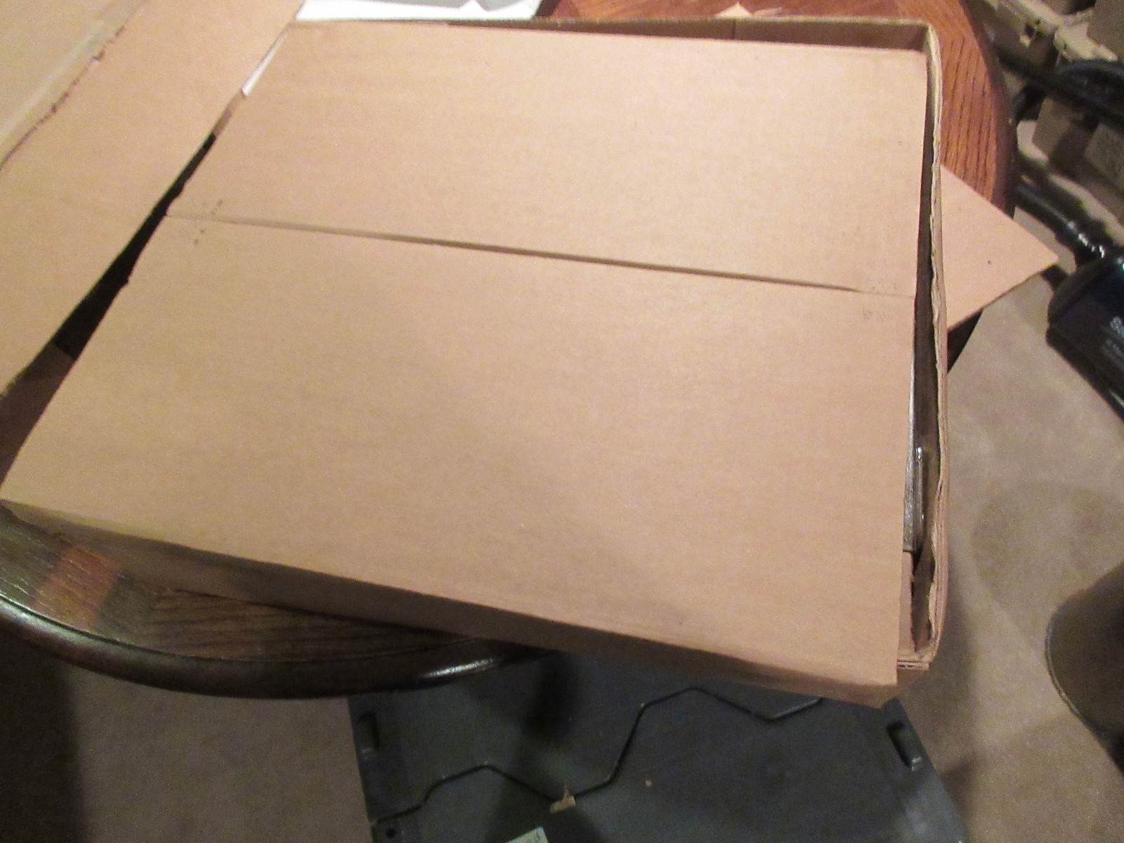 Gillette ,Counter Top Display Unit , 18″ X 151/2″ X 41/2″ , New In Box , Vintage