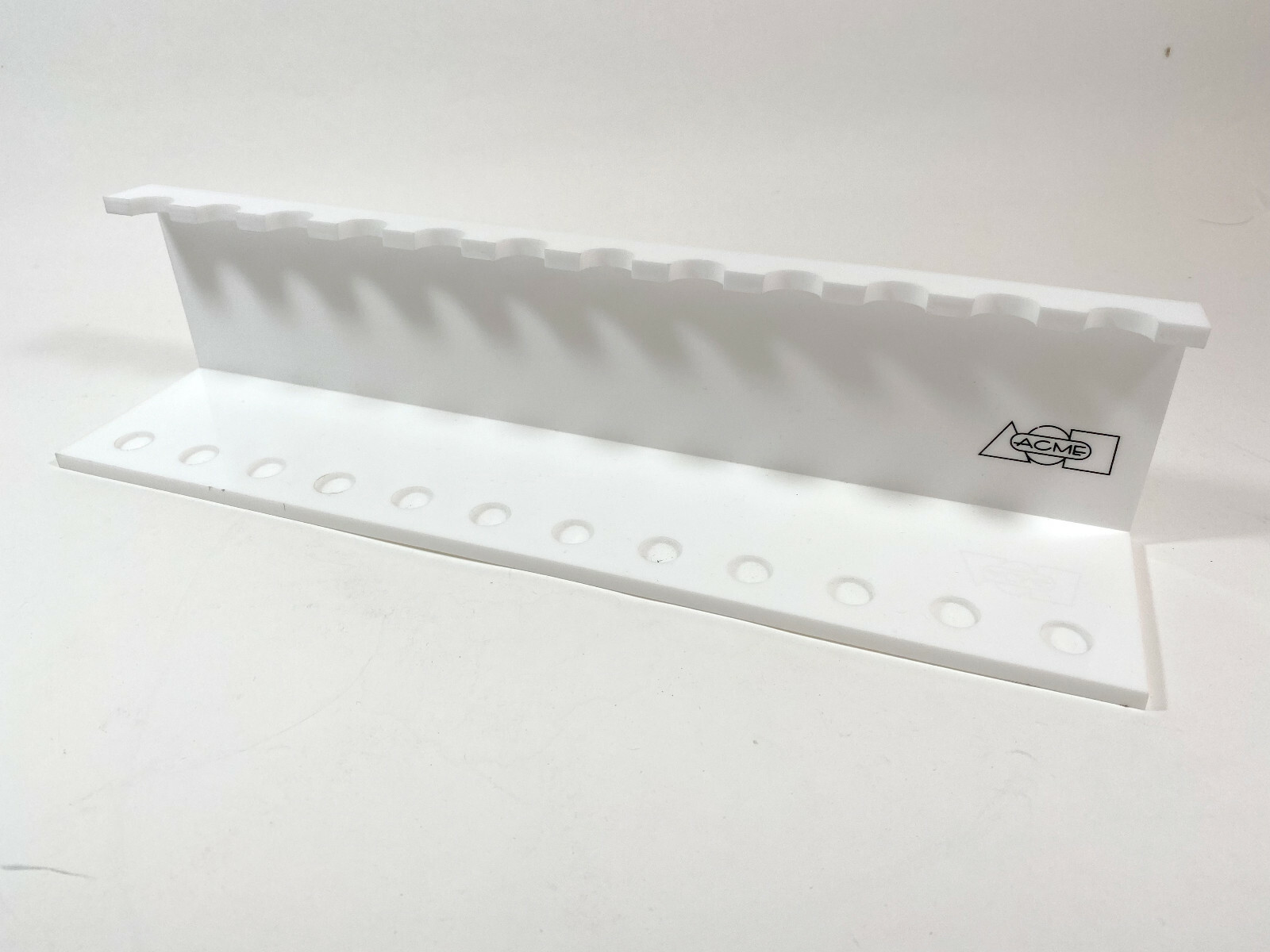 ACME Studio White Acrylic 12 Piece Pen Display NEW
