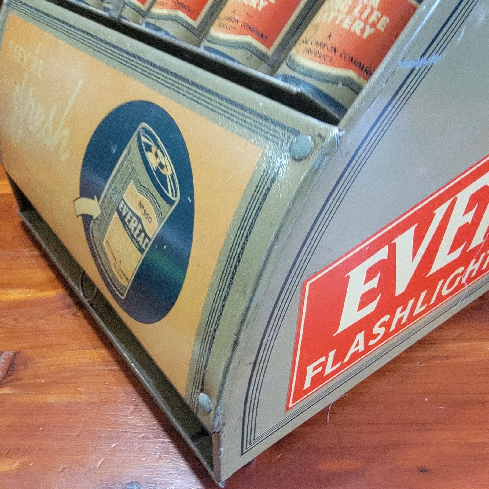 EVEREADY Batteries Store Counter Advertising Display 1930s