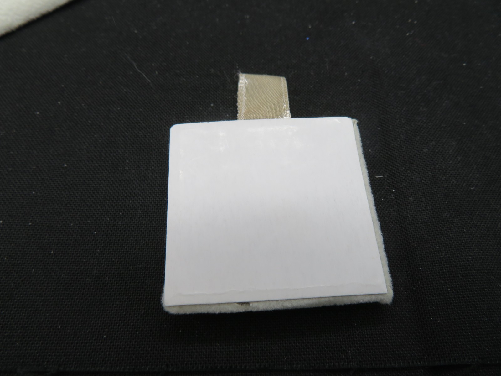 60- PANDORA Tray Display Insert Pillows With Pull Tab