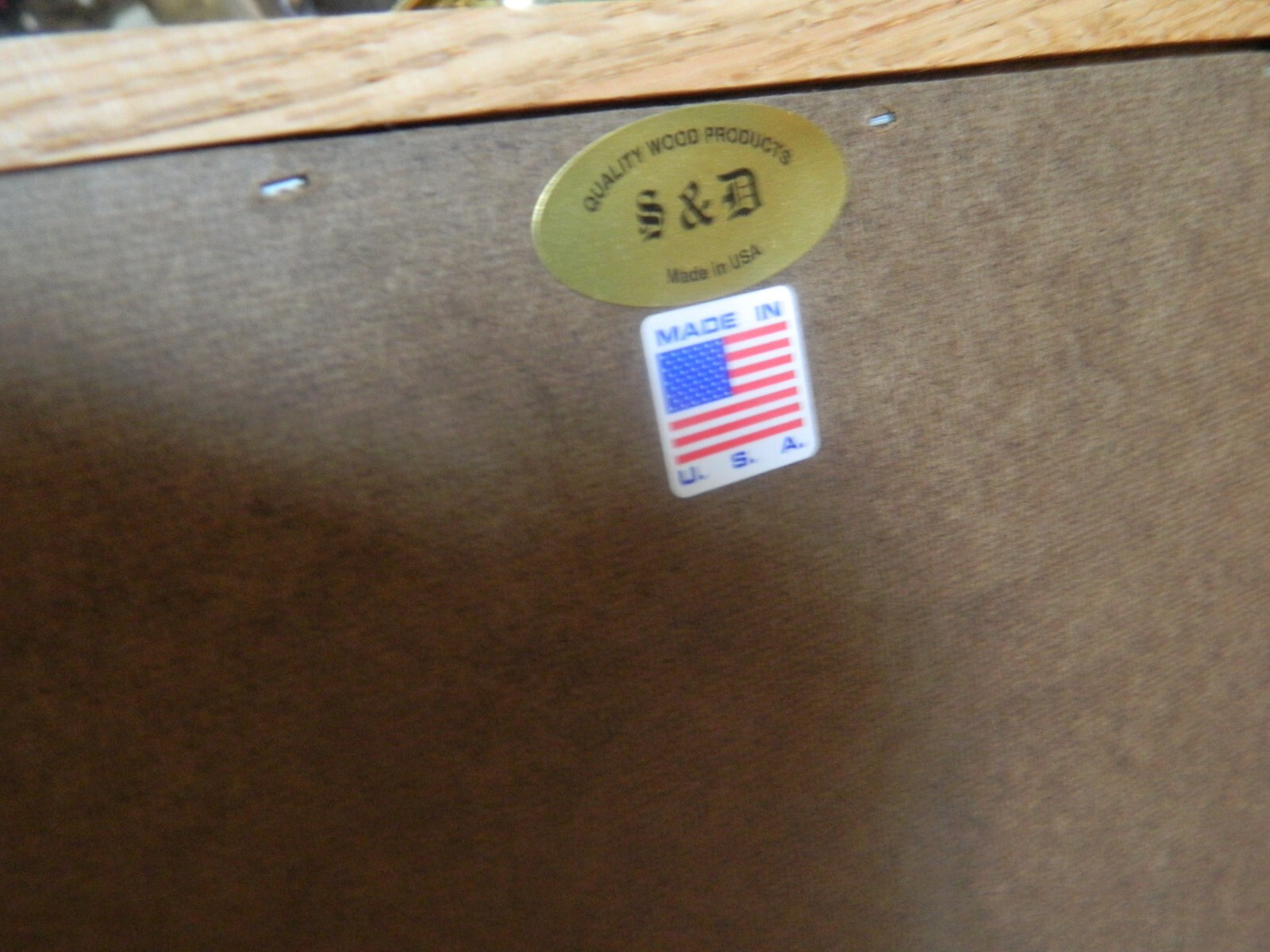 OAK DISPLAY CASE 7.75″ x 9.50 ” x 2.25″ RED LINER BRASS LOCK HINGE’S MADE IN USA