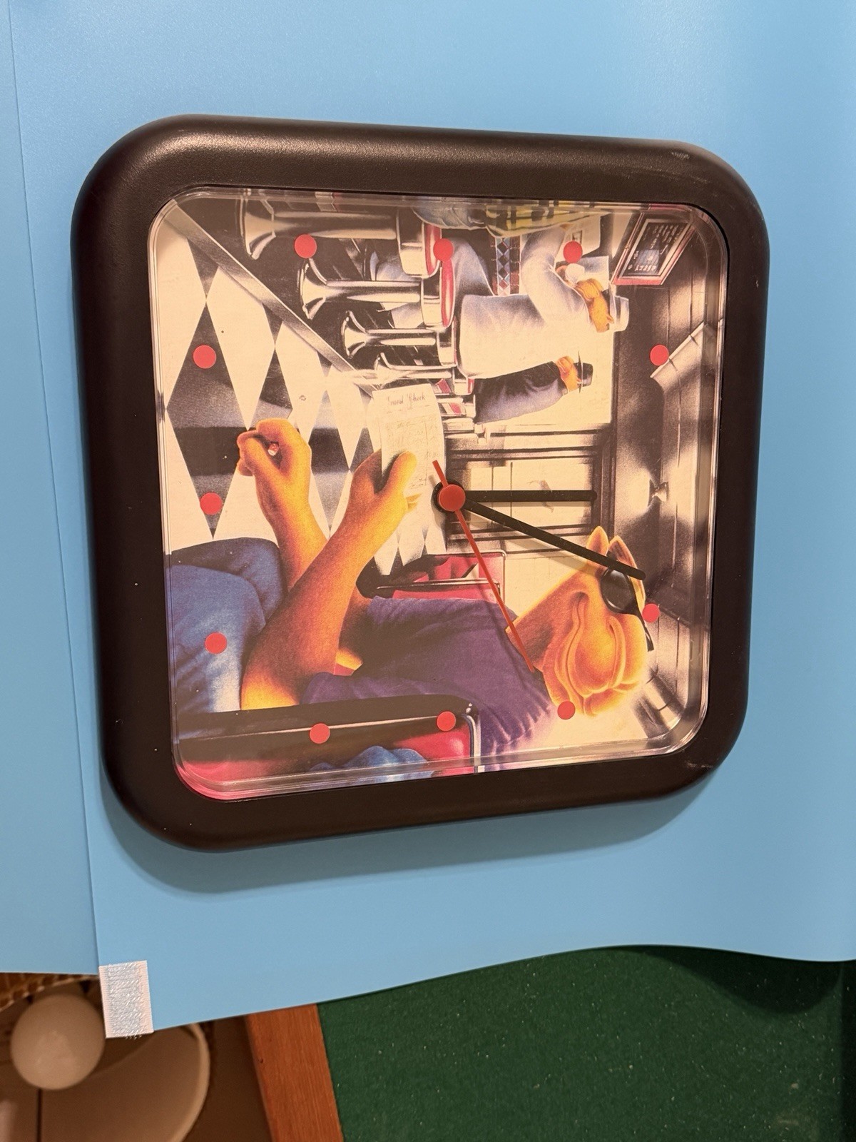 Joe Camel Advertising Wall Clock Vintage Cigarette Promo Diner Scene Works