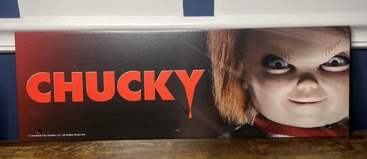 Spirit Halloween Display End Cap 24″ x 8″ Childs Play Chucky Face Sign Universal
