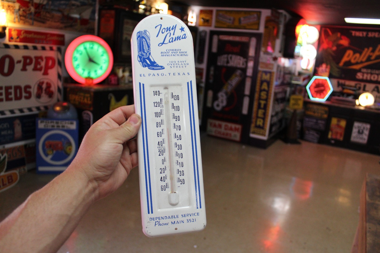 RARE 1950s TONY LAMA BOOTS TEXAS DEALER METAL THERMOMETER SIGN EL PASO COWBOY