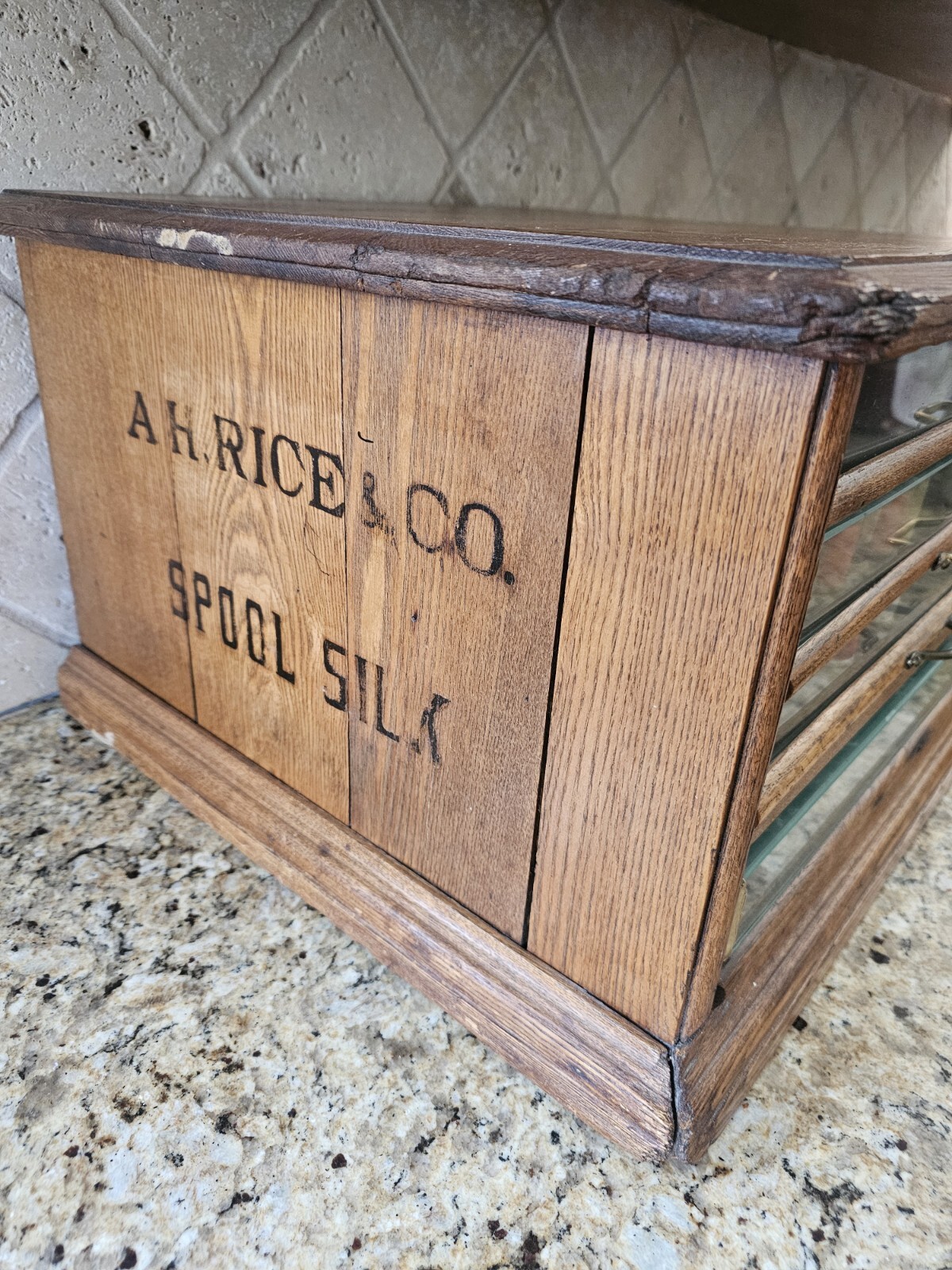 Early A.H. Rice & Co spool cabinet 4 drawer Wood Oak & Glass 19’W x 12″H x 18″D