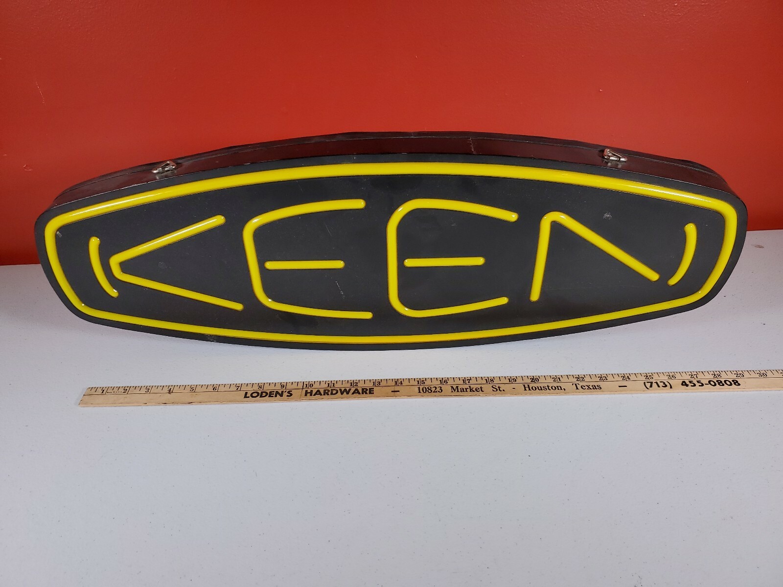 Keen Shoes Black Yellow Lighted 30×10 Store Advertising Sign Neon Tech [CB24]