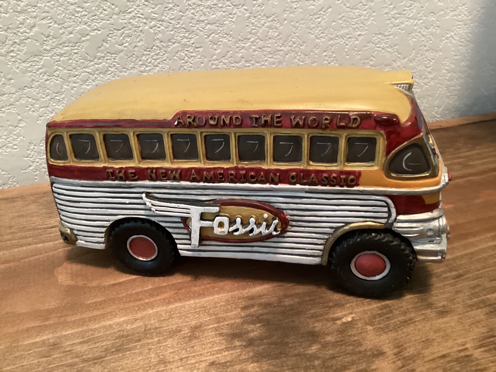 FOSSIL Watch Around The World American Classic Yellow Bus Vehicle Watch Display