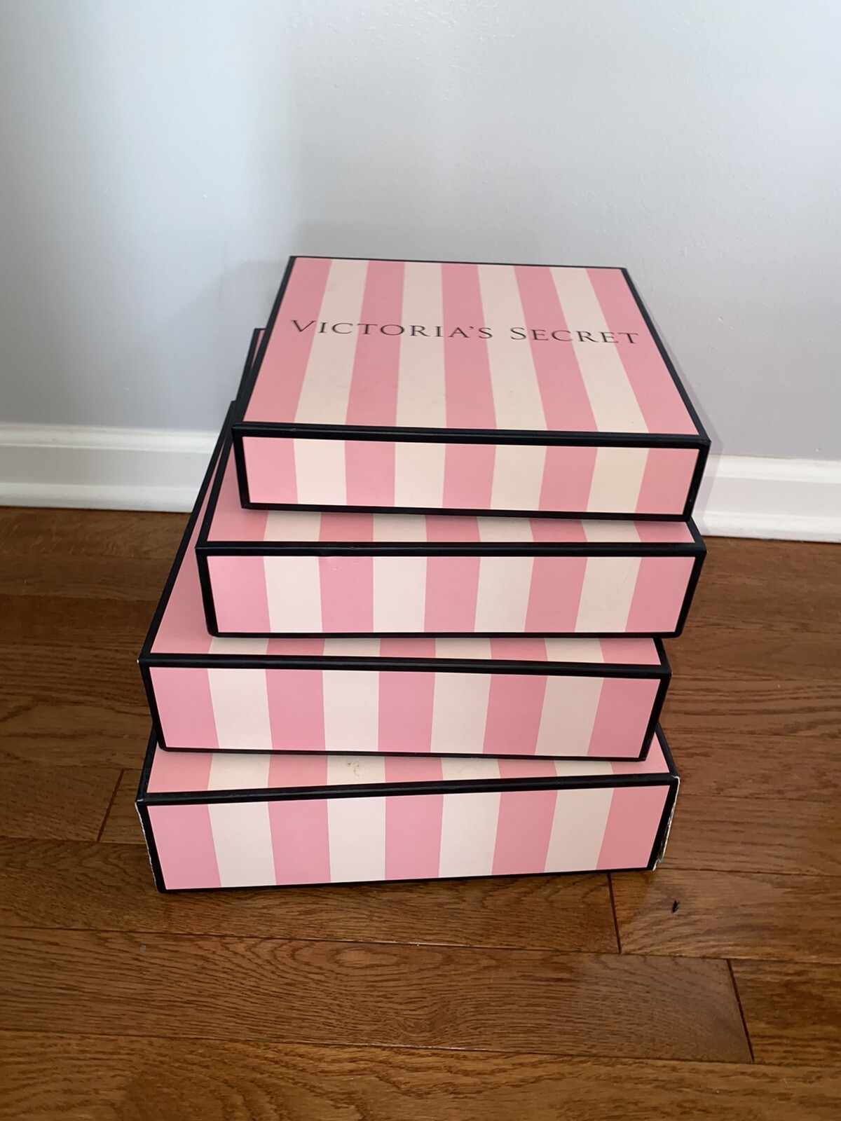 VICTORIA’S SECRET BOXES DISPLAY PROPS BOXES #7