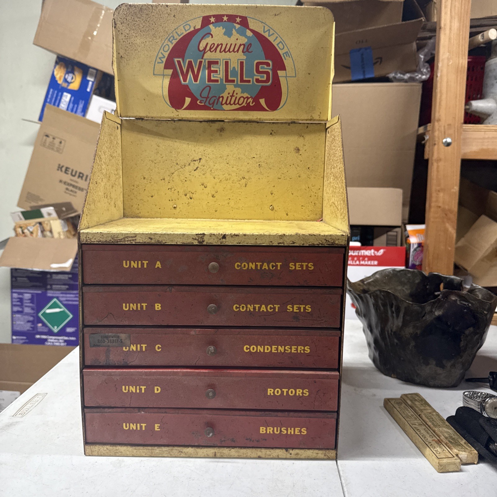 World Wide Genuine Wells Automotive Display Advertising Box SUPER RARE HARD FIND