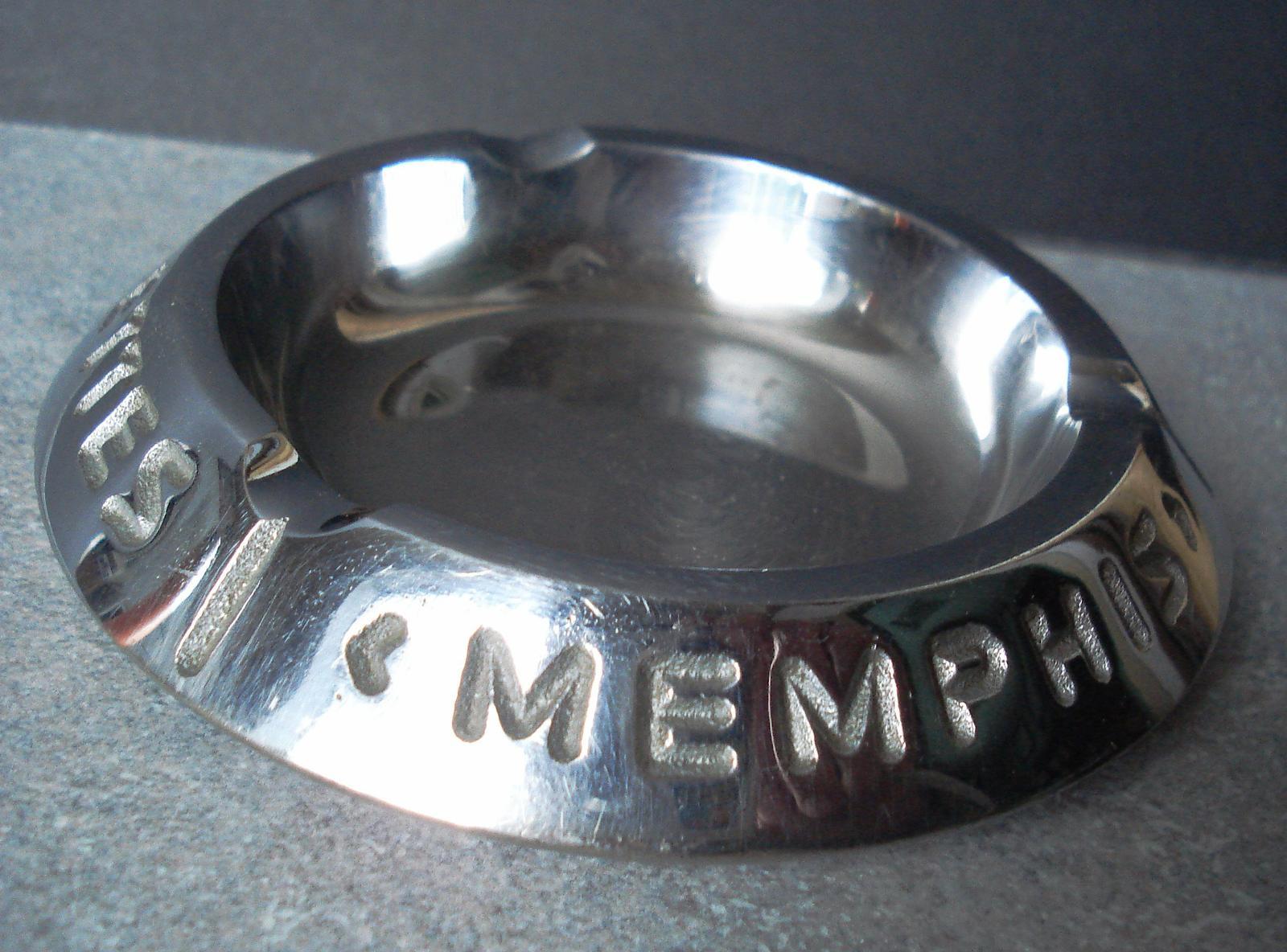 VINTAGE MEMPHIS SPORT METAL ADVERTISING ASHTRAY CIGARETTES CIGARETTES