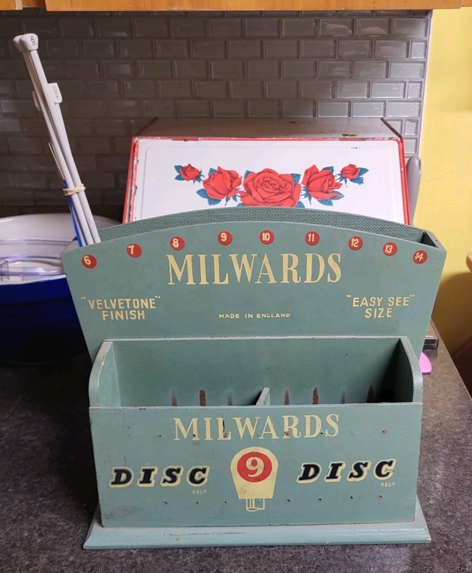 Vintage Milwards Knitting Needle Counter Top Store Display Wood 1950s 13″ Wide