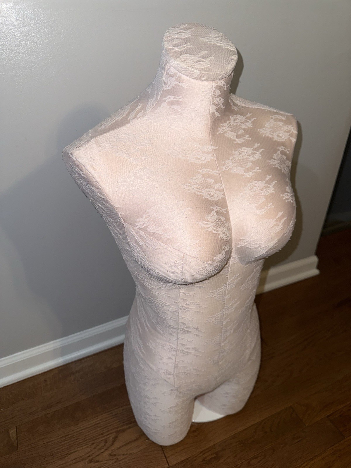 Victoria’s Secret Mannequin Rare Collectable Pink Collection Lace With Stand