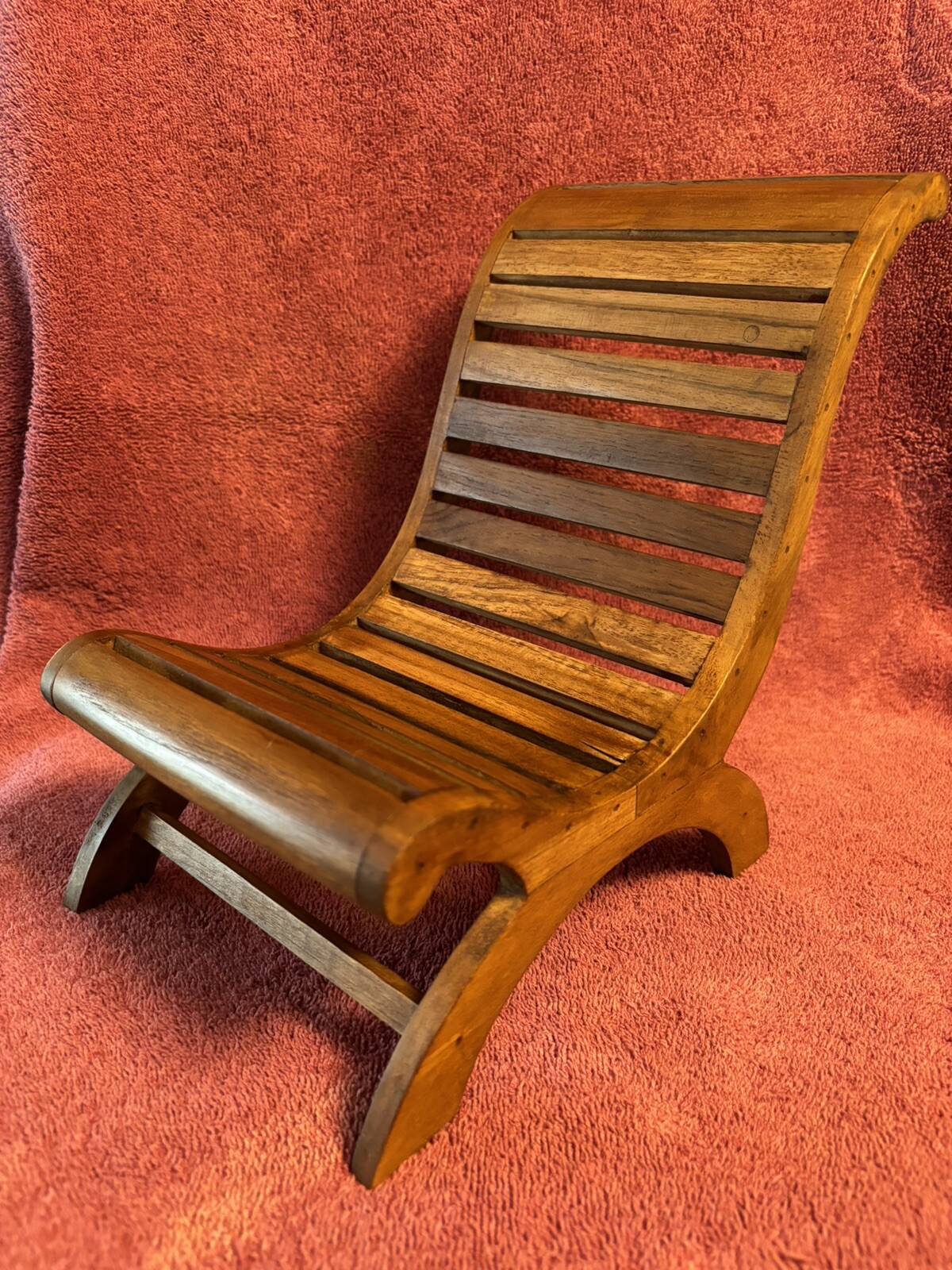 MINIATURE WALNUT HANDMADE OUTDOOR LOUNGE CHAIR SCALE MODEL PROTOTYPE￼