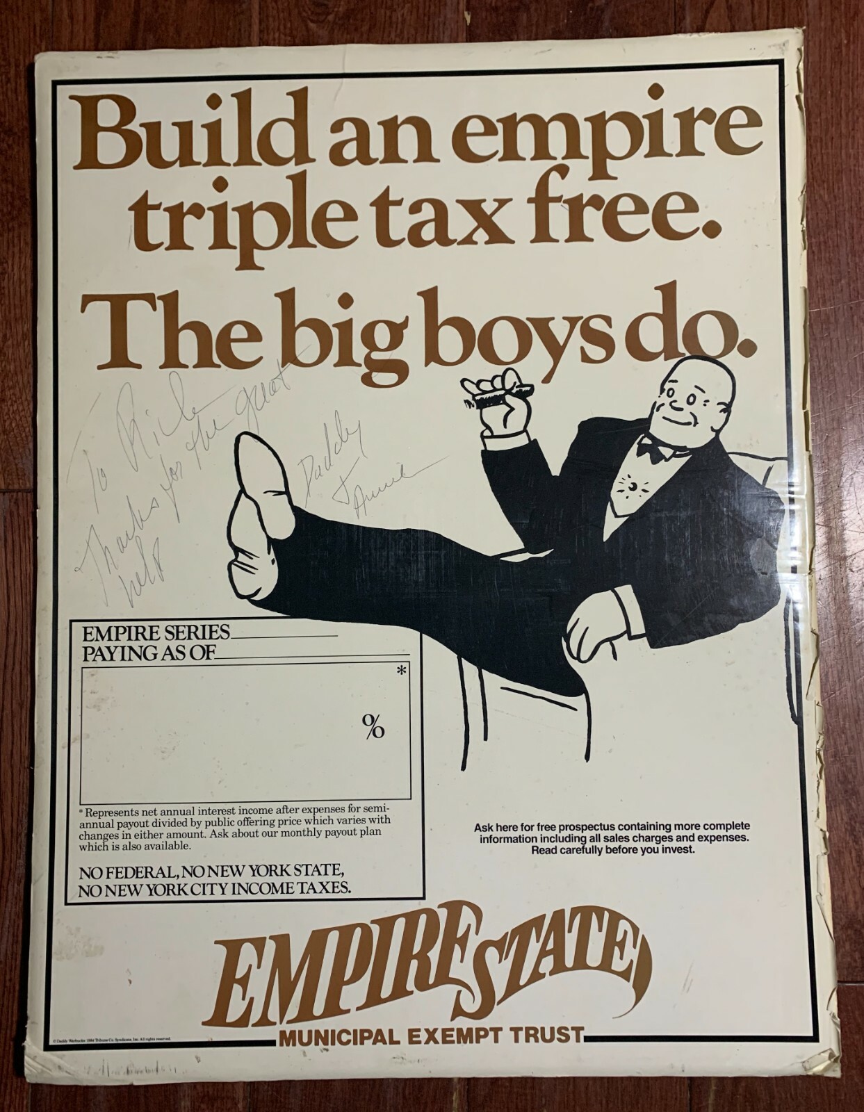 1984 EMPIRE STATE Exempt Trust w/ Daddy Warbucks & Annie Note 18×23.5″ Standee