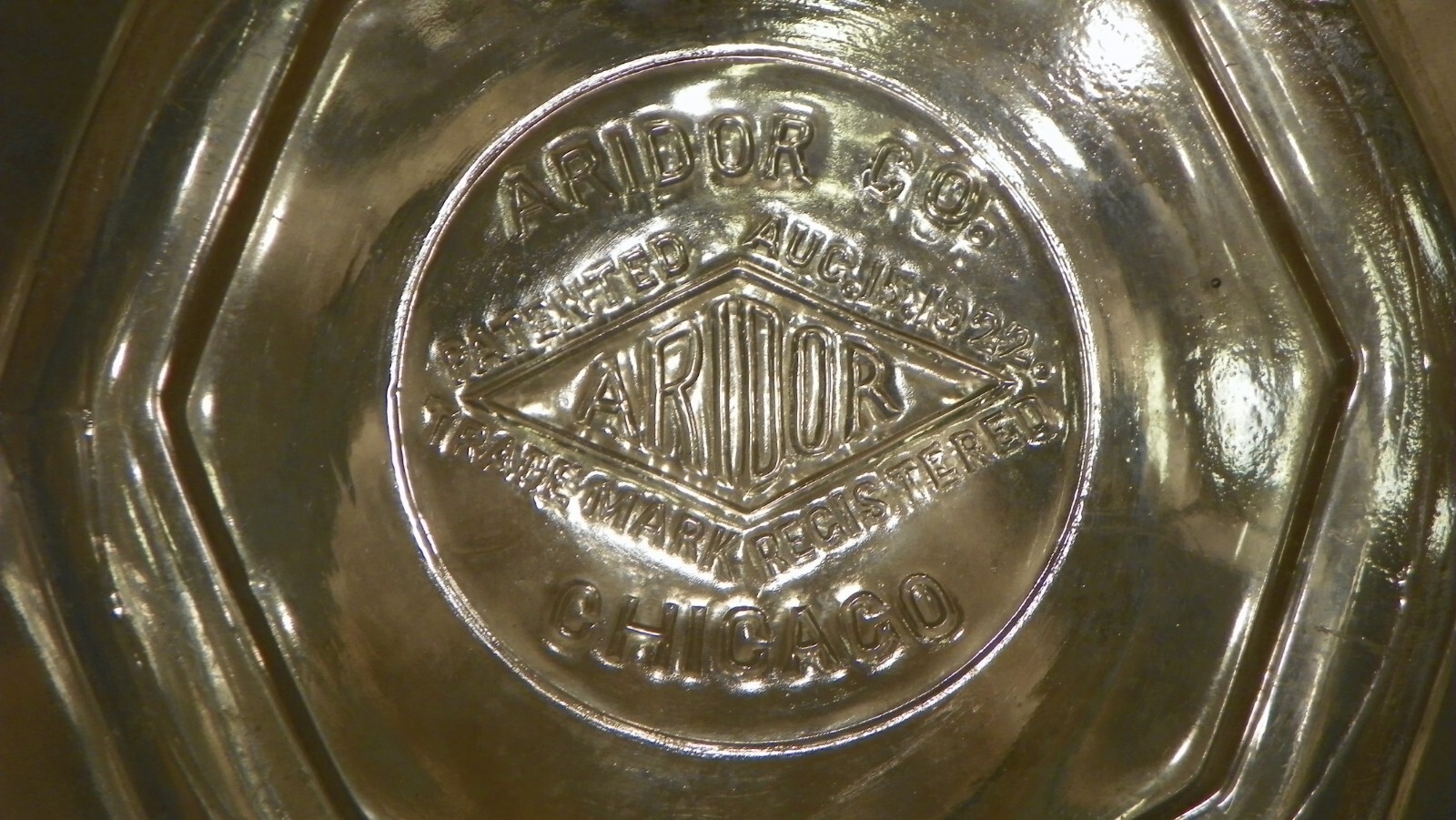 antique 1922 Aridor Co. Chicago 8 sided glass store candy jar no lid 6.5×6.5×4