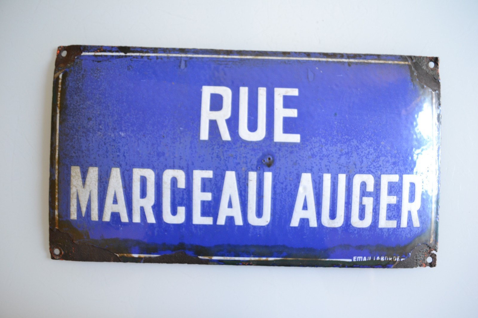 old domed enamelled sheet metal plaque from rue Marceau Auger Bois-Colombes Paris