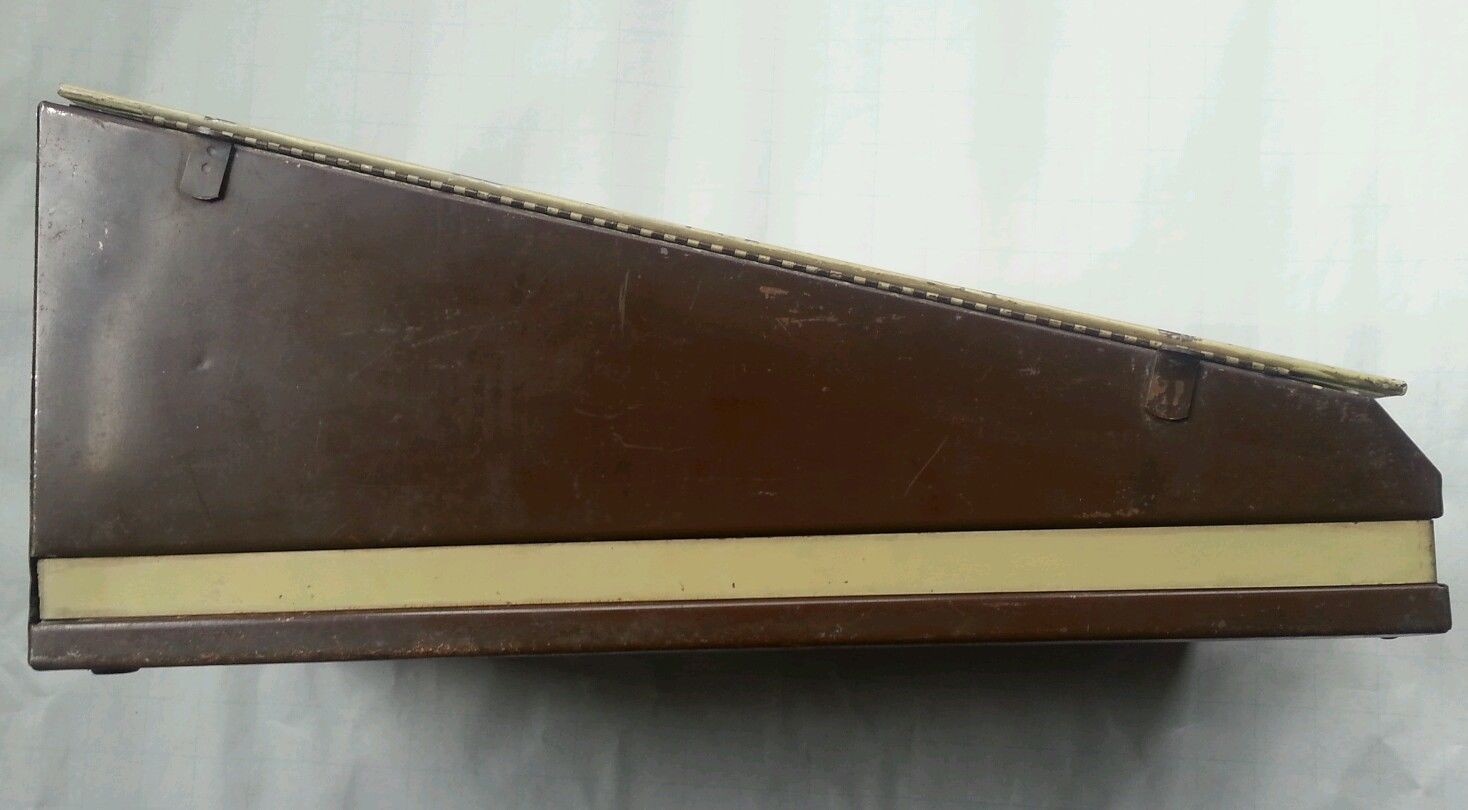 Antique slanted Crystal Mfg Chicago METAL counter DISPLAY Case