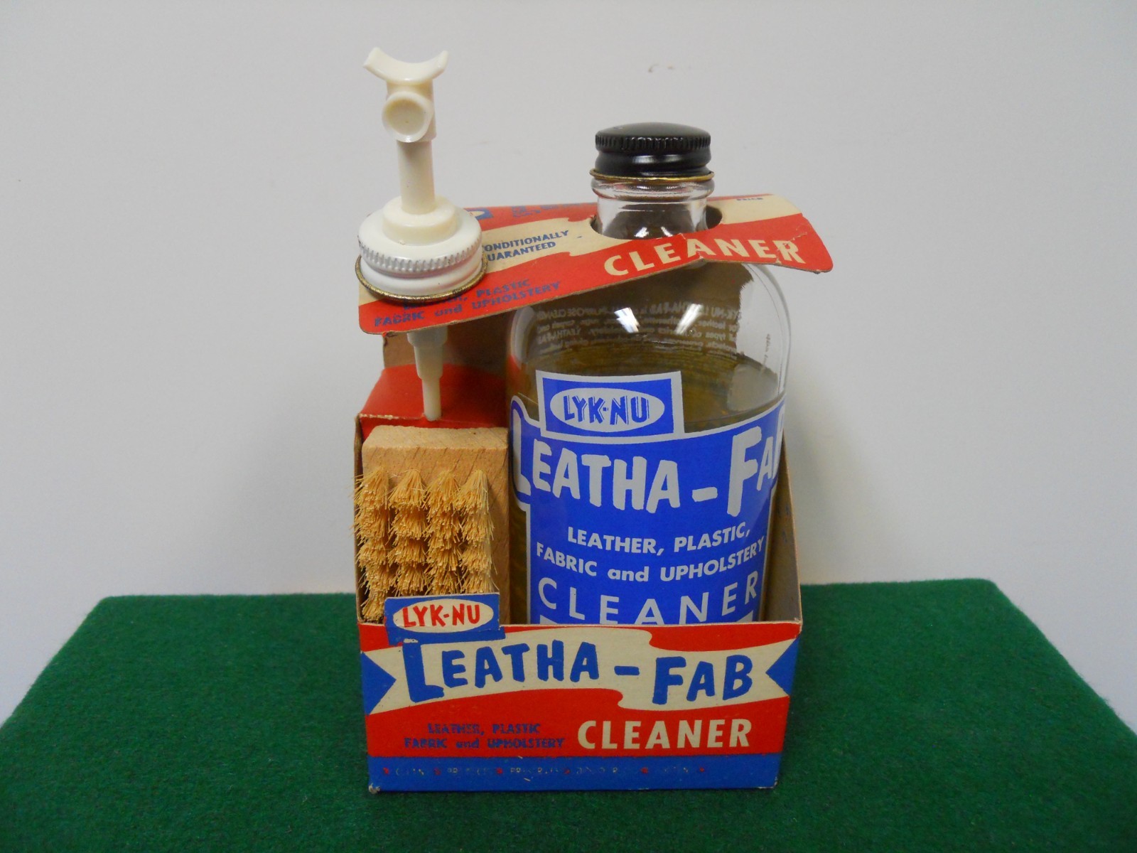Vintage LYK-NU Cleaner Kit Display for Auto & Home Gas Station General Store