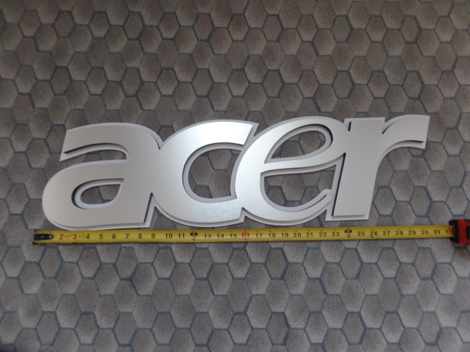 Modern Looking Computer Brands Premium Decorative Brushed Aluminum Display Signs