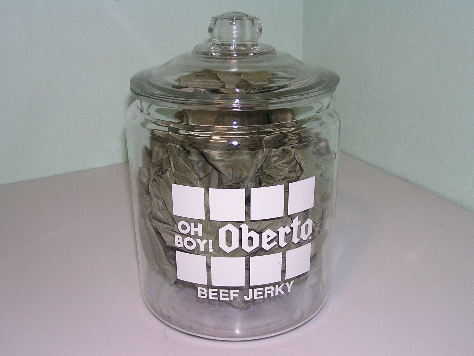 RARE Store display Oberto Beef Jerky Glass Jug Canister Collectible 13″ w/lid
